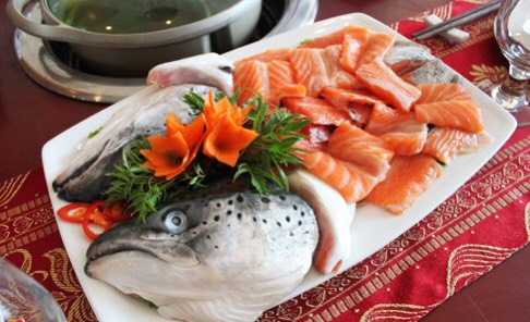 eat samon fish at sapa