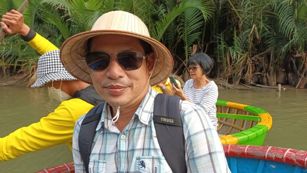 เรือกระโด่ง